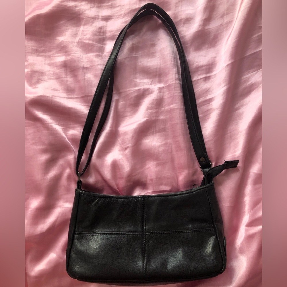 Y2K Classic Black Leather shoulder purse